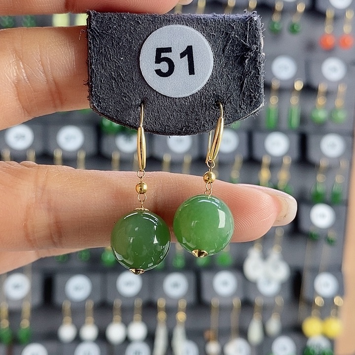 和田玉18K金镶嵌耳饰