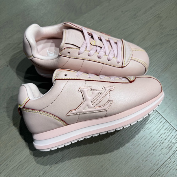 未使用 LouisVuitton/路易威登 Buttersoft 粉色胖丁面包阿甘鞋