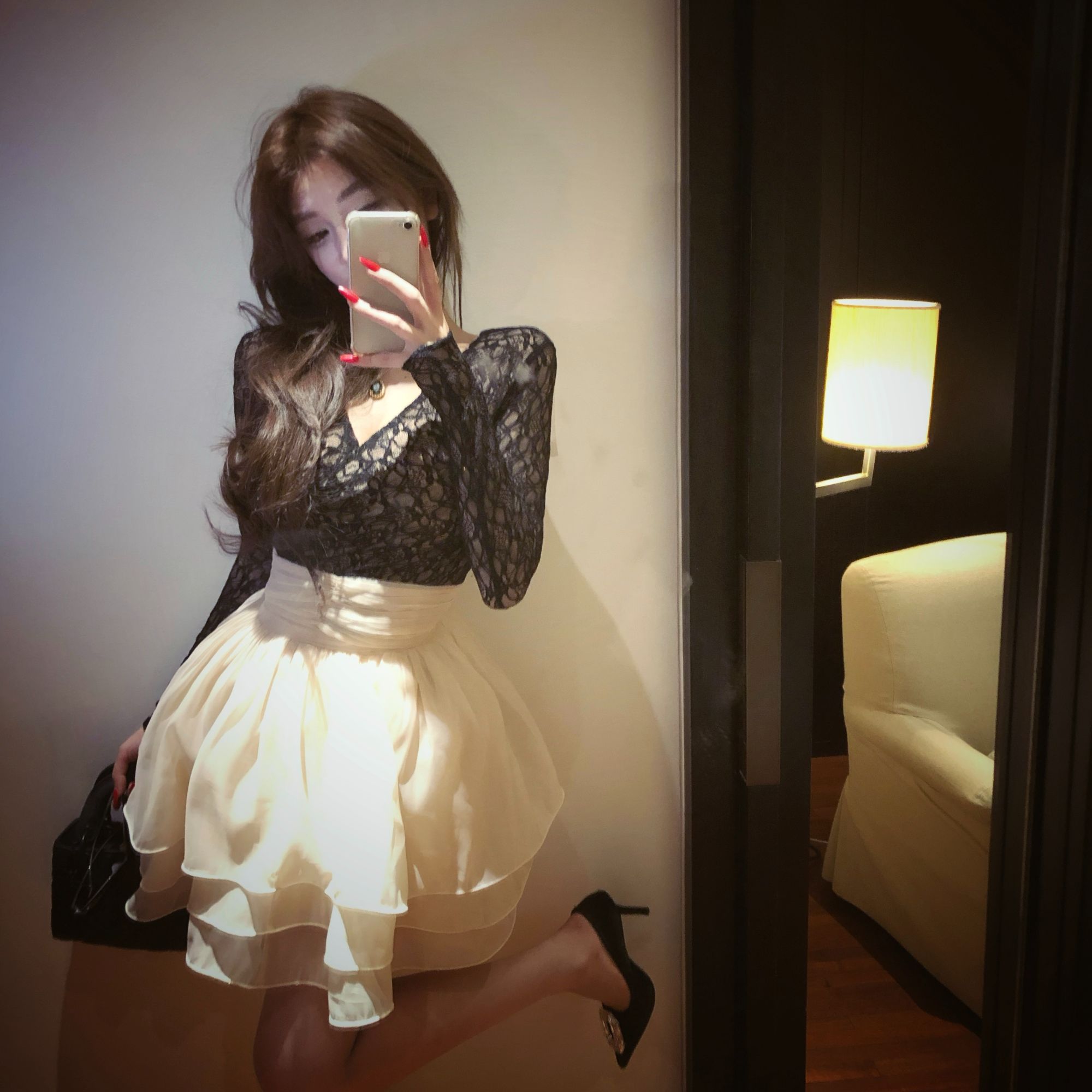 WW定制「绯闻女友」显瘦气质好看轻奢百搭网红小众设计上衣半裙套装