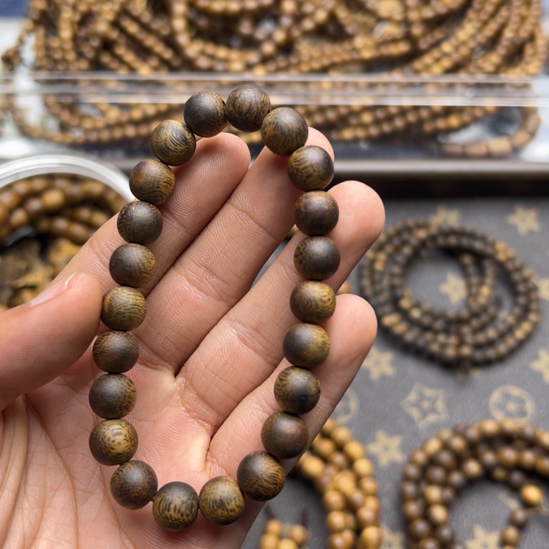 沉香手串金沙叶沉水浮0.9/8克圆珠单圈
