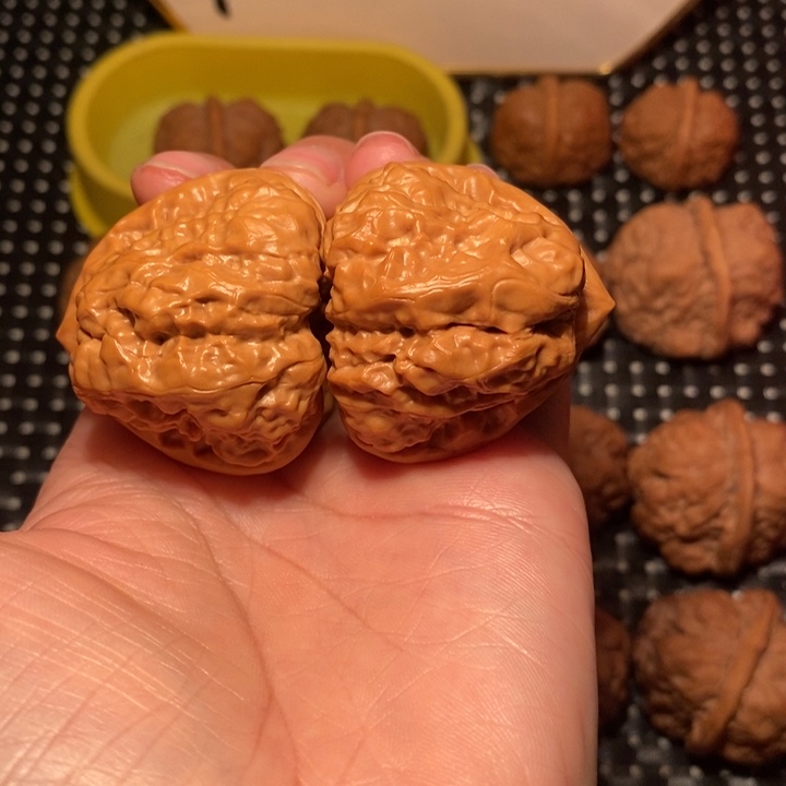 如***翼把件文玩核桃三角箭毒蛙