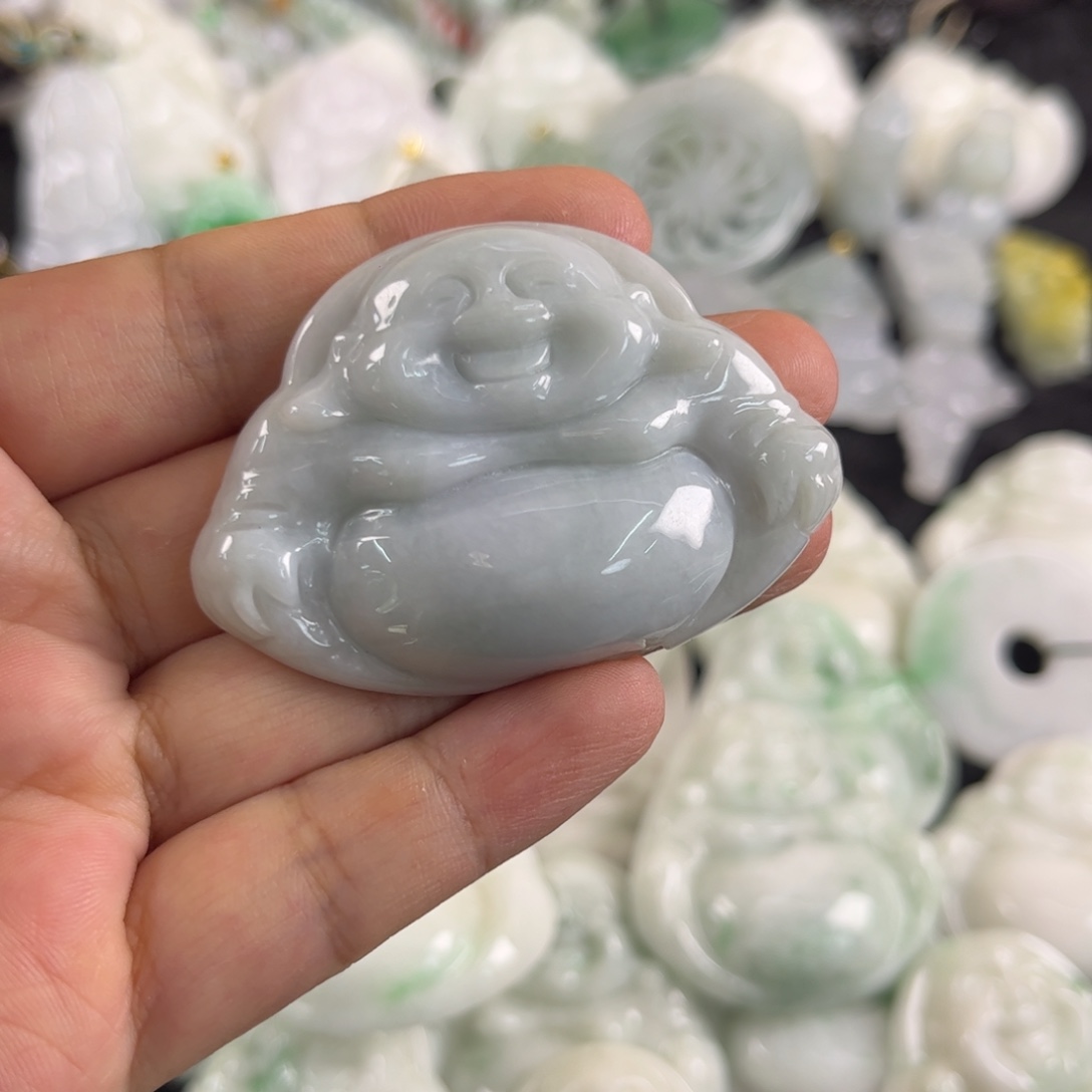 吊坠(不含链)未镶嵌翡翠瑕疵