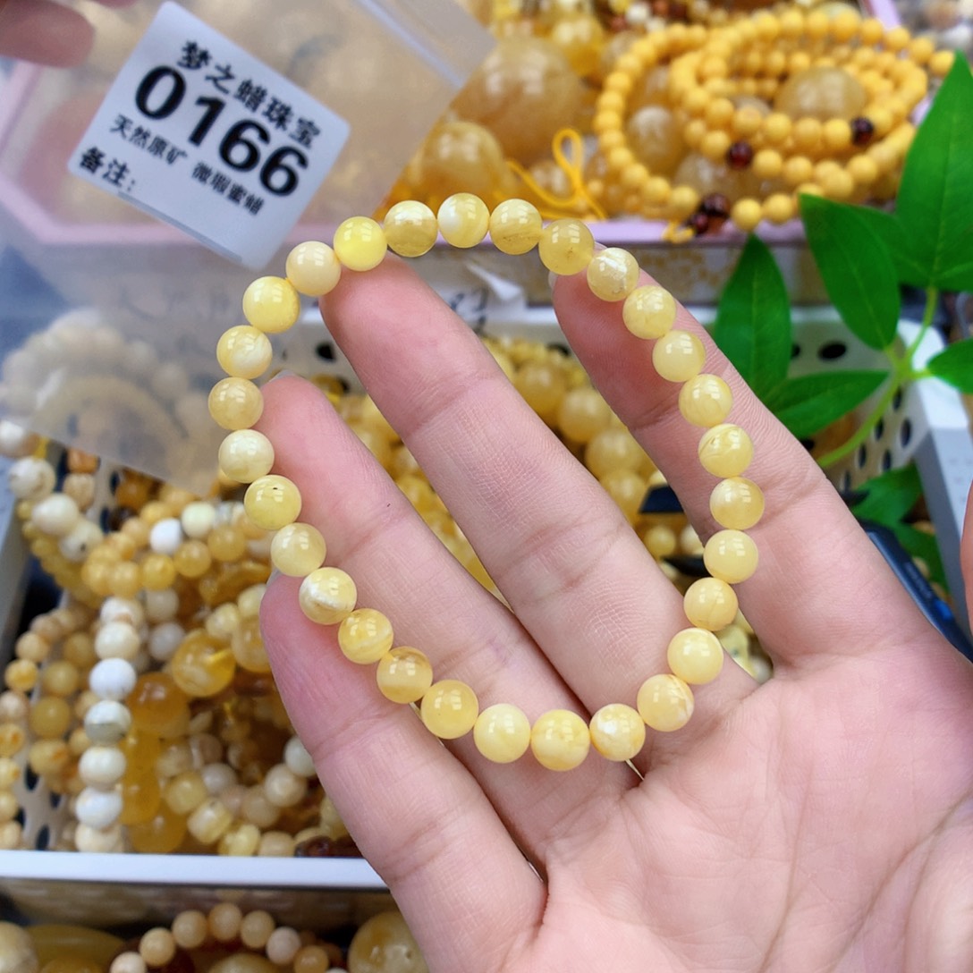 未镶嵌琥珀裸石6+