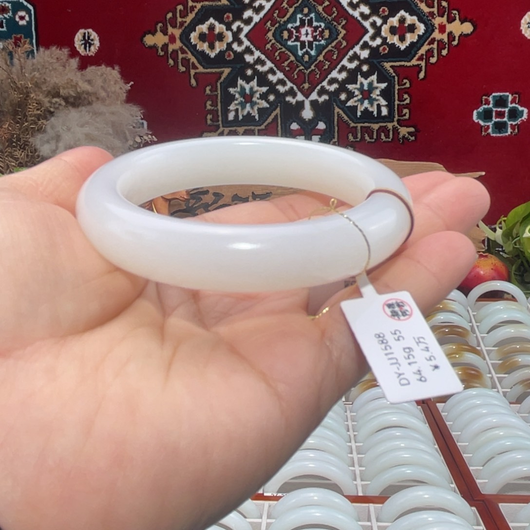 未镶嵌手镯和田玉天然羊脂玉老料