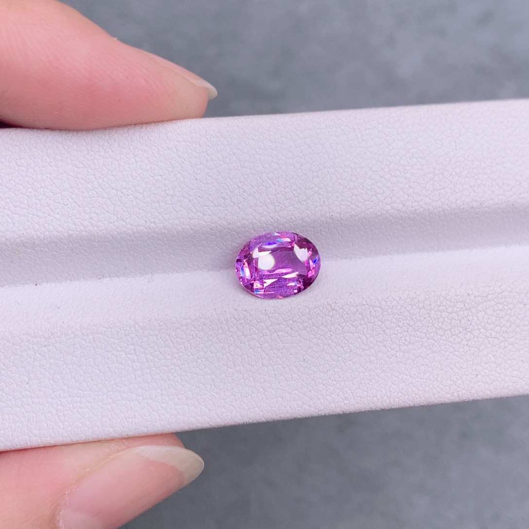 蓝宝石裸石2.06克拉粉蓝宝精品