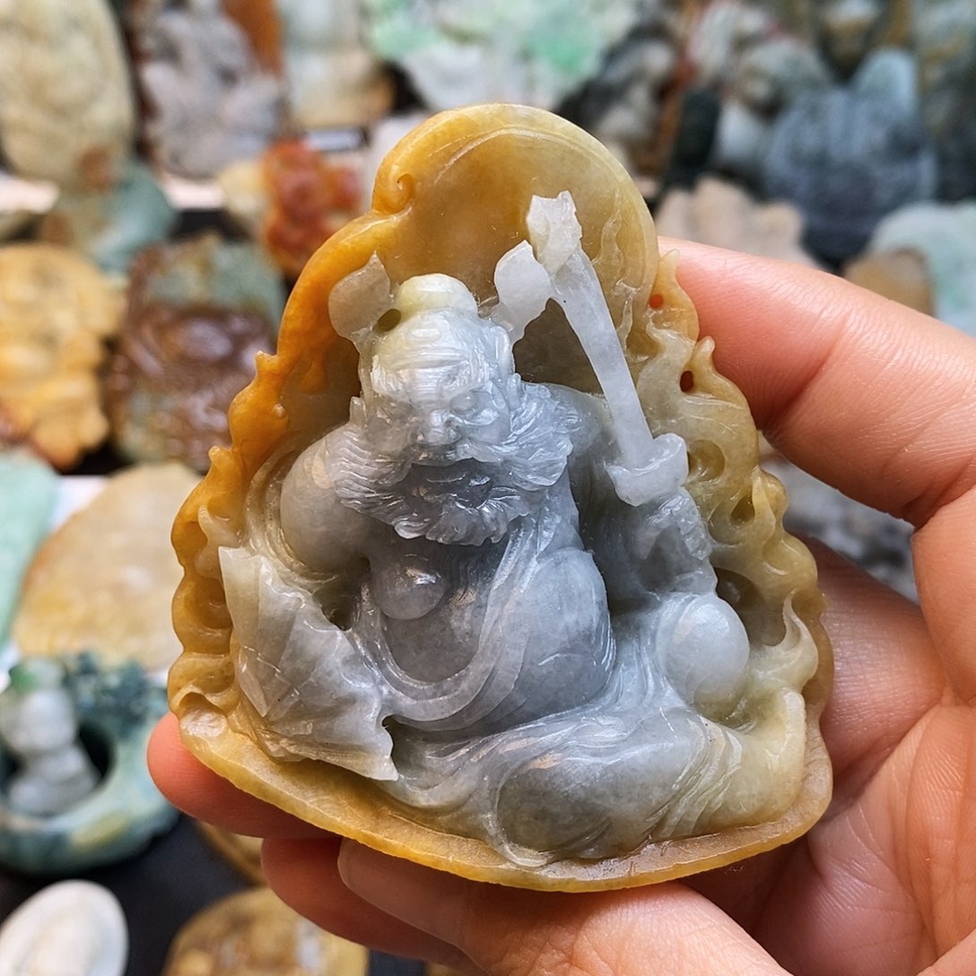 定制翡翠未镶嵌特色a货翡翠