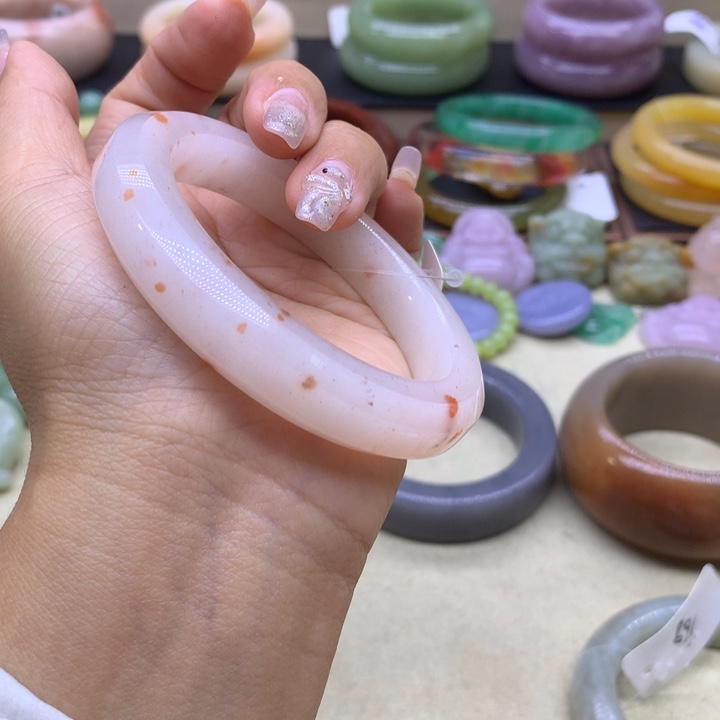 石英质玉136888644467未镶嵌时***?