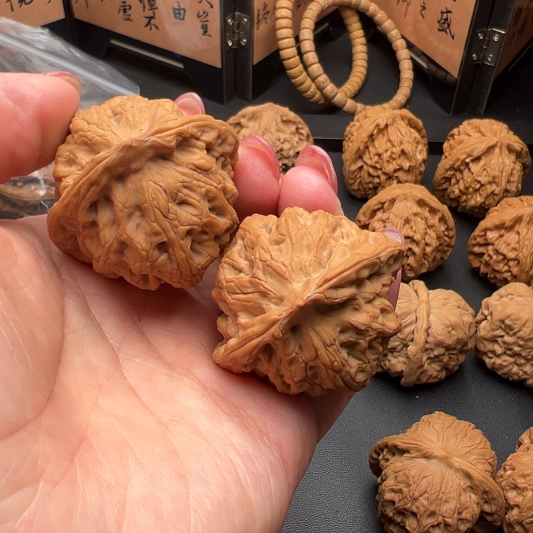 文玩核桃把件囡***圆佛度雅