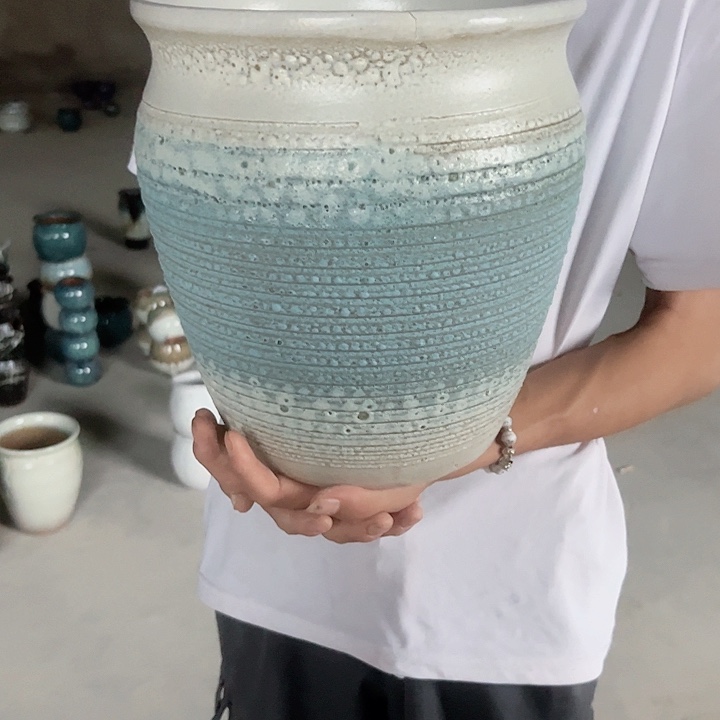 高度30厘米口25厘米