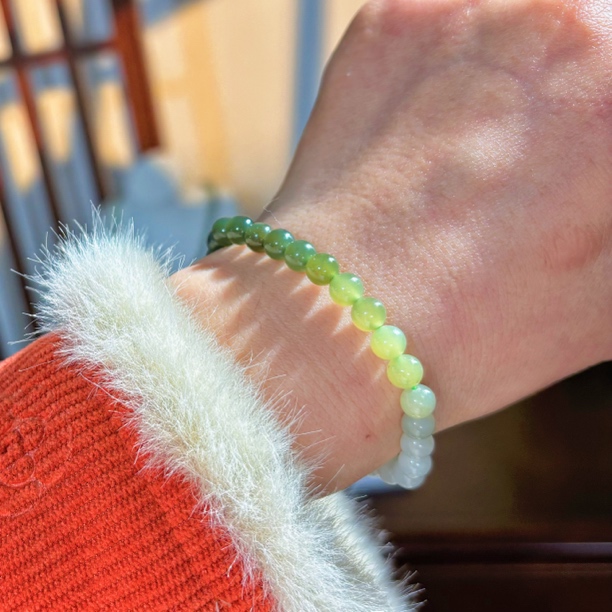 天然和田玉高冰晴水渐变手串气质轻奢时尚绿色单圈百搭女发023