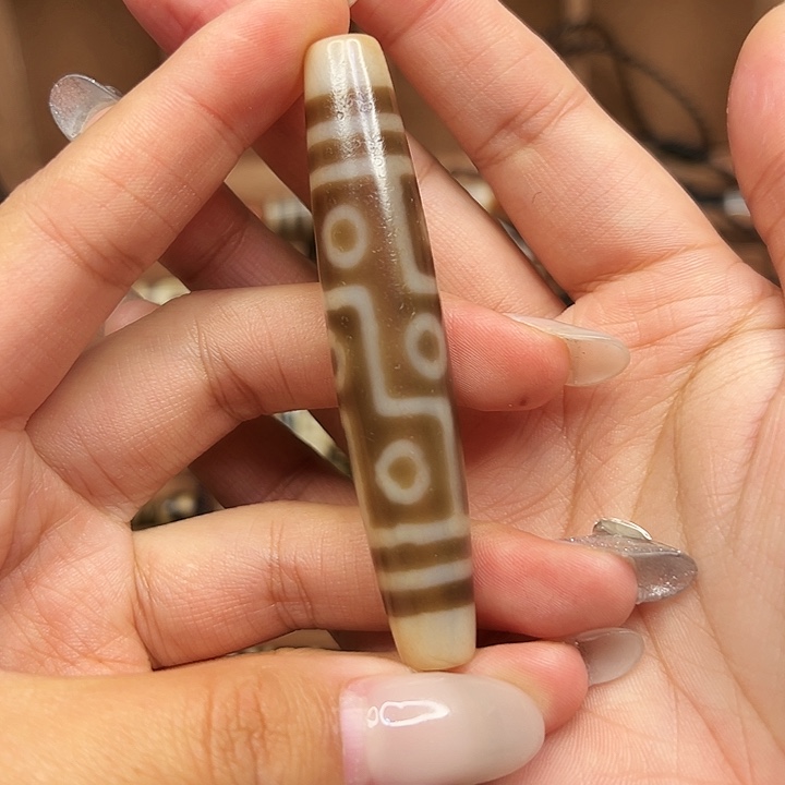 玛瑙/玉髓颈饰未镶嵌岭****裔