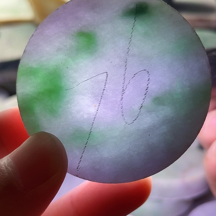 翡翠颈饰未镶嵌毛料26