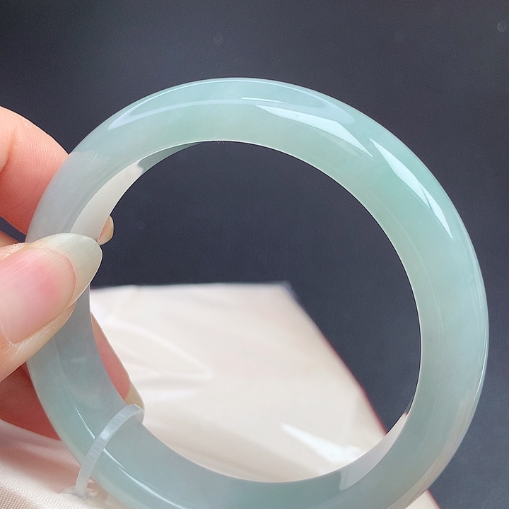 翡翠未镶嵌手镯56.3圈口