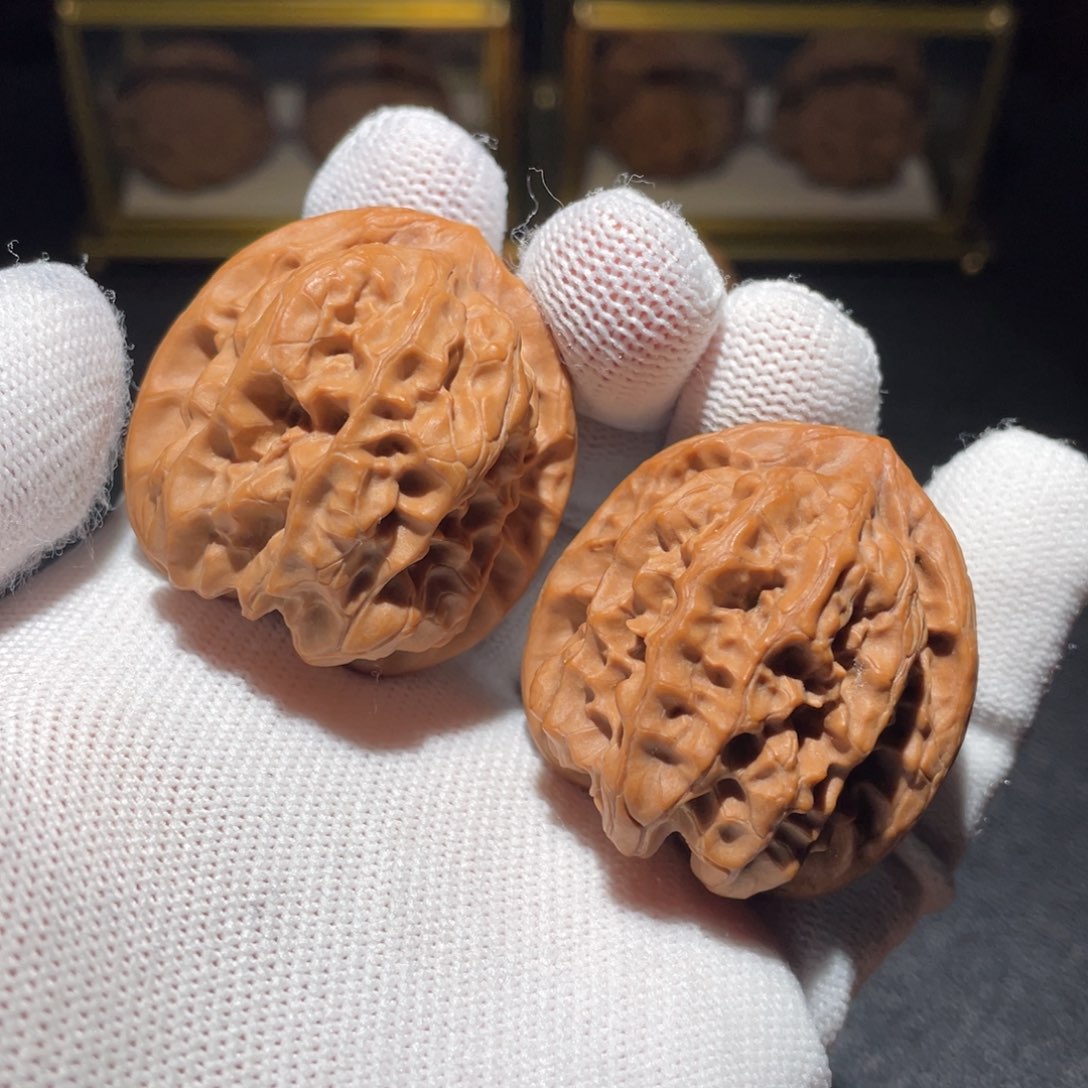 文玩核桃吊坠39磐石