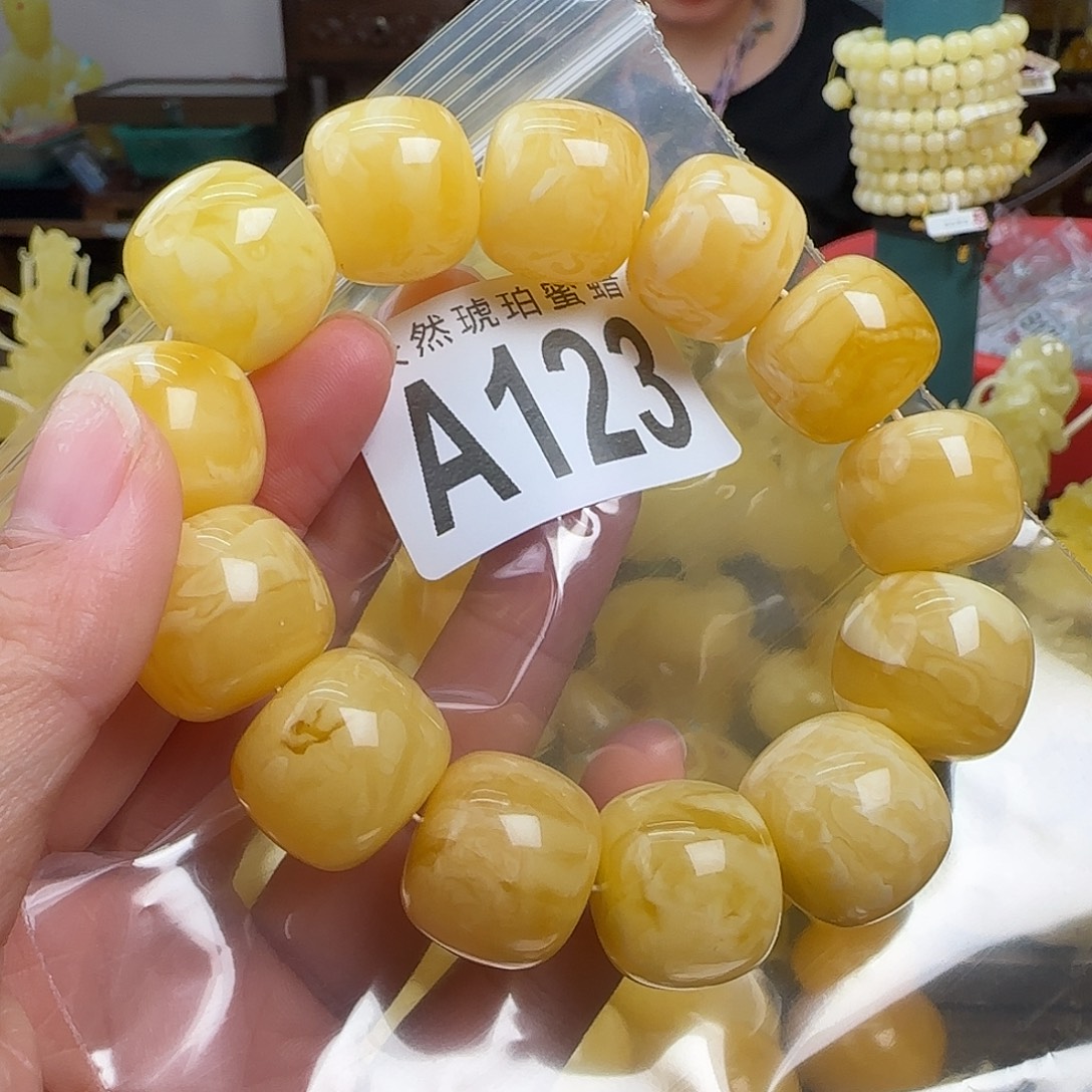 蜜蜡未镶嵌珠宝奇石19