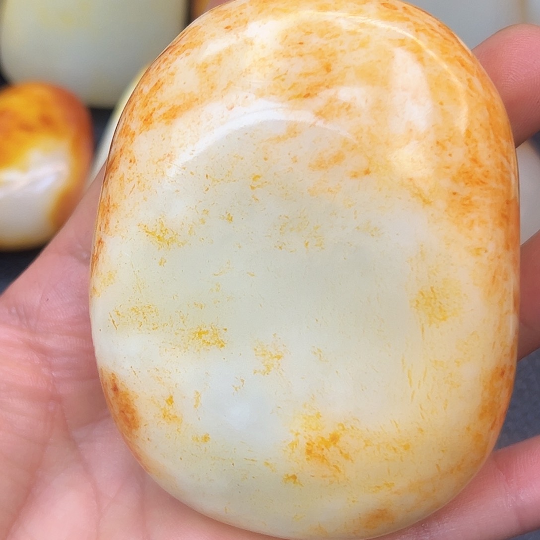 和田玉未镶嵌珠宝奇石