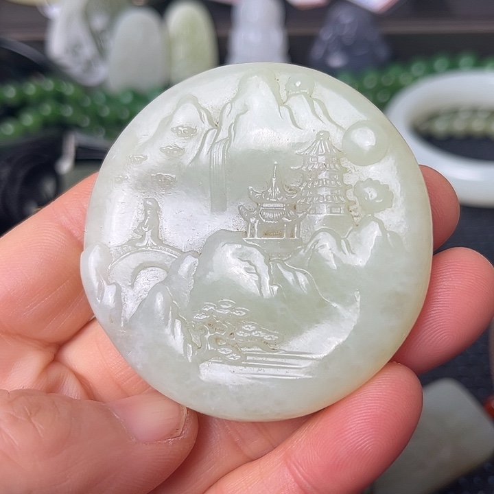 和田玉（糖玉）未镶嵌颈饰