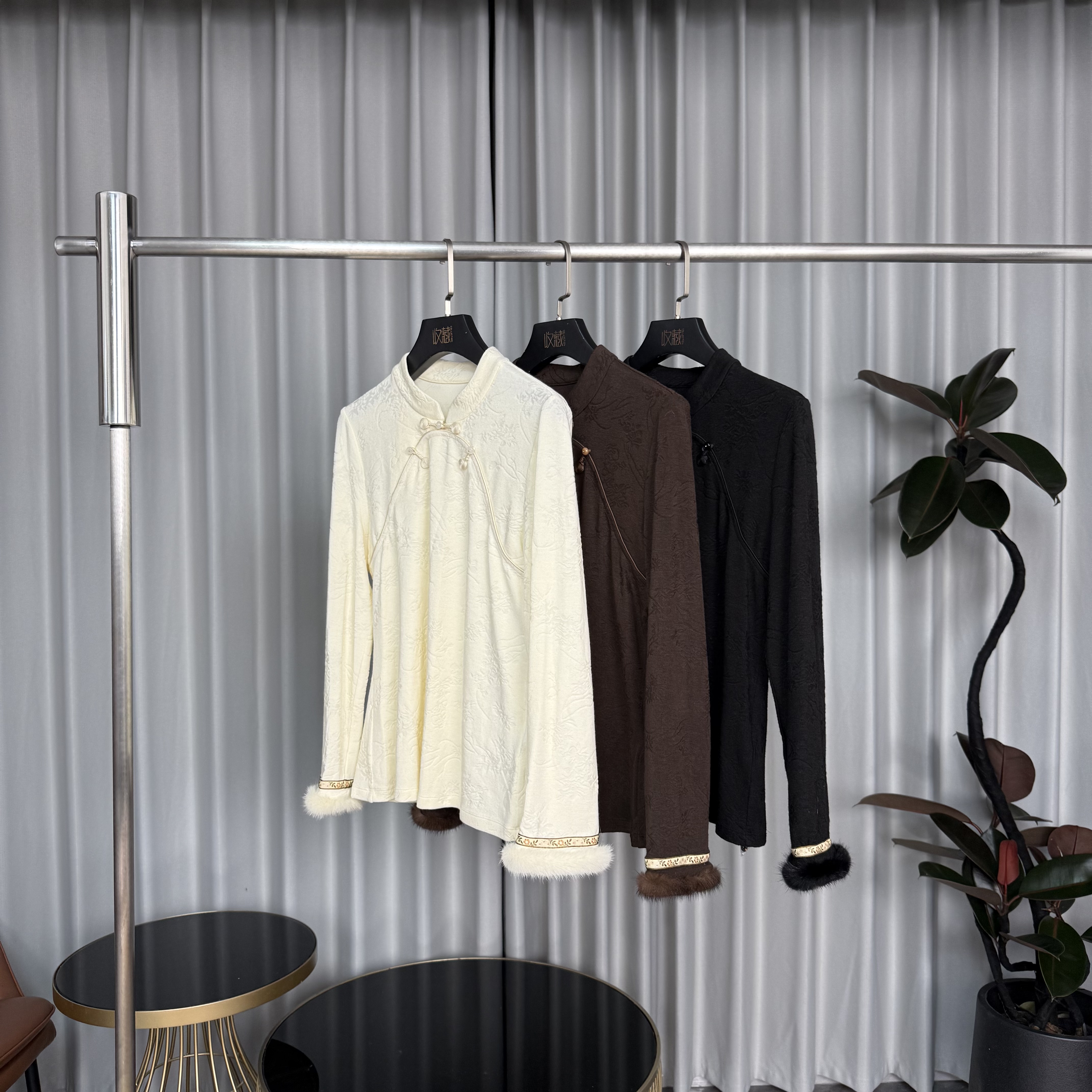 ［收藏］设计师款国风盘口肌理感上衣