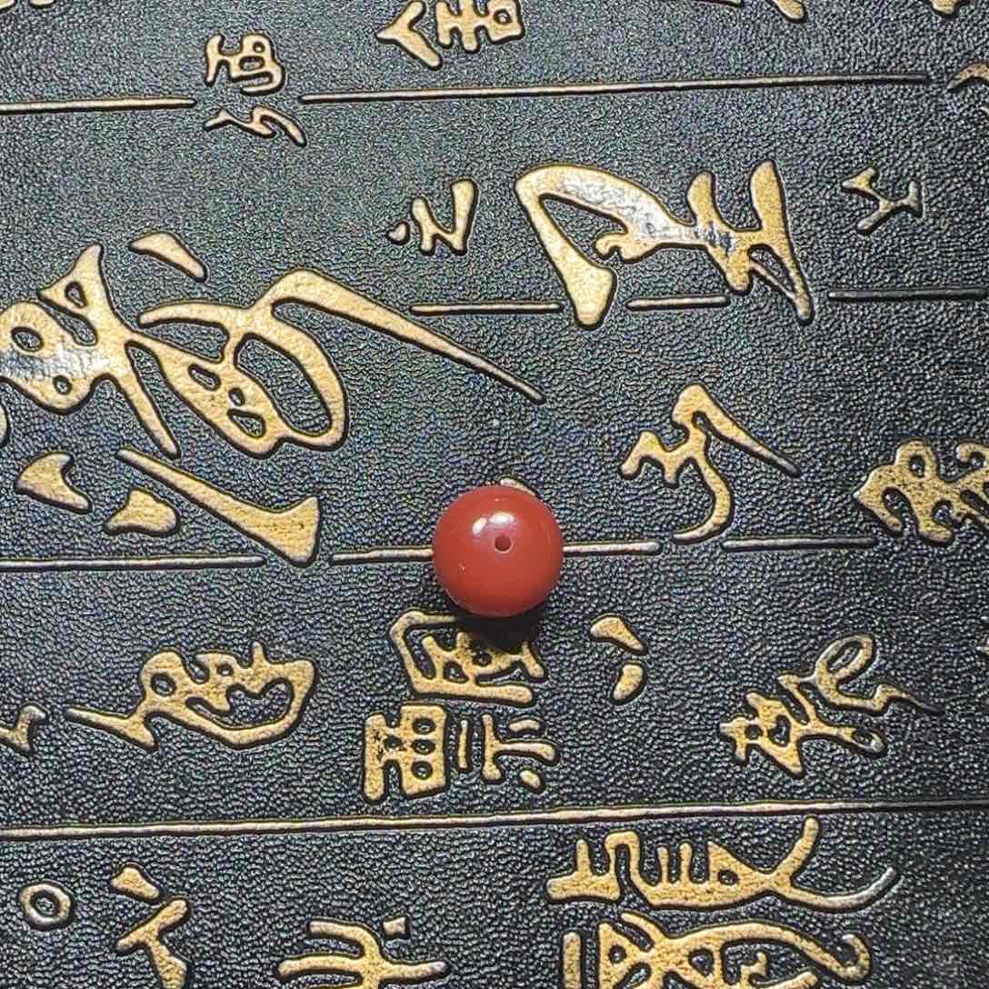 咚****未镶嵌原矿大黑洞老型单珠卡13+南红玛瑙