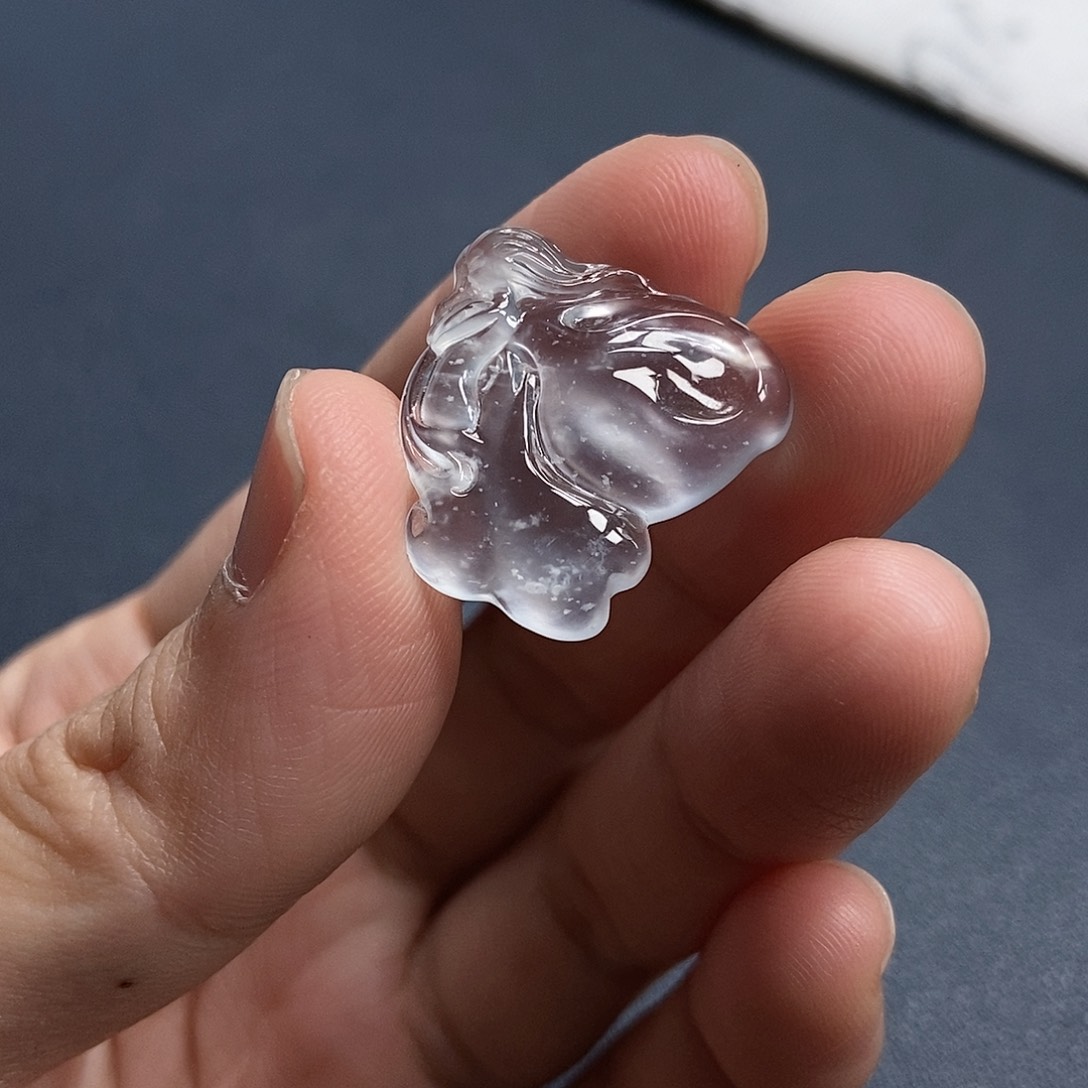 翡翠未镶嵌颈饰玻璃仙子