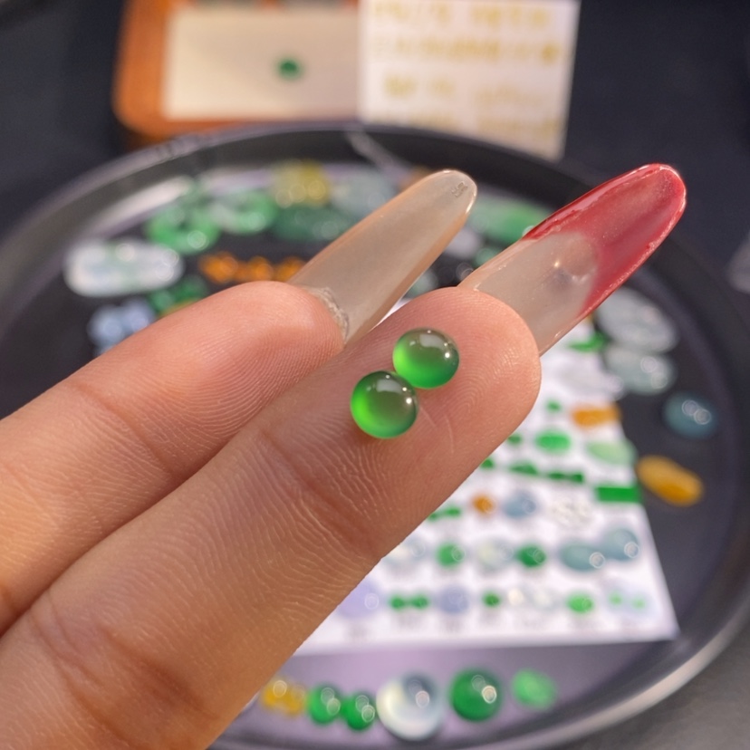 【闪购商品】翡翠挂件未镶嵌蛋