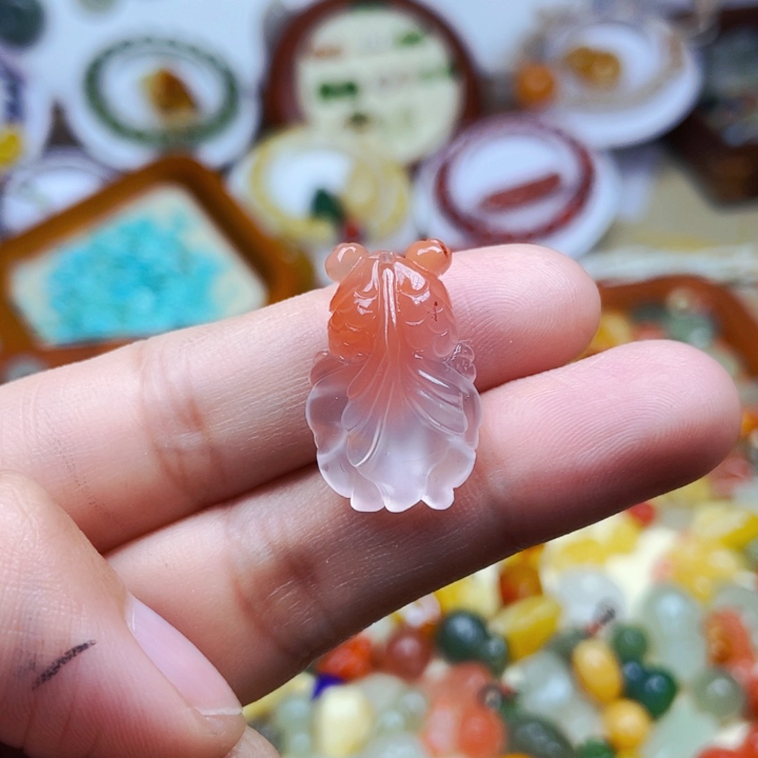 南红玛瑙挂件未镶嵌订制