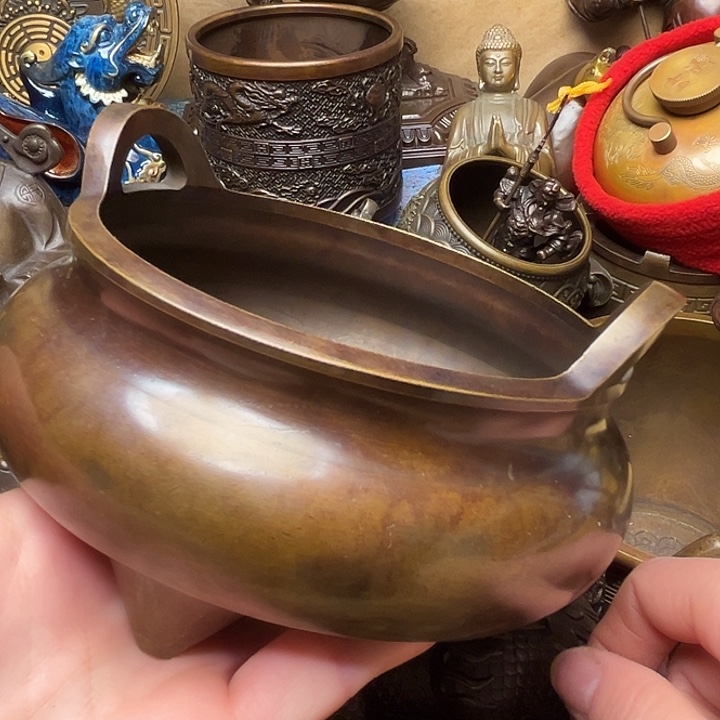 精美铜器批发档口