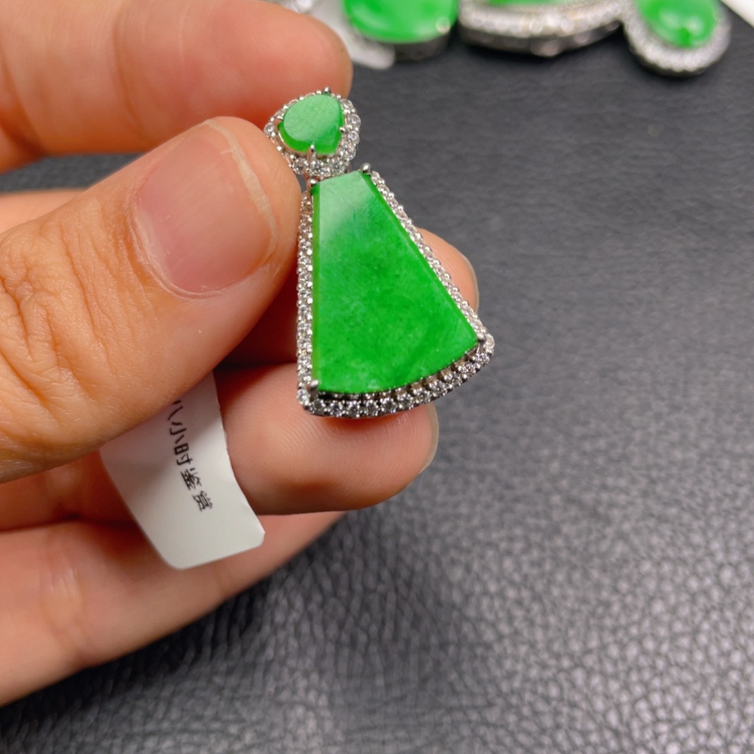 翡翠吊坠(不含链)银S925镶嵌