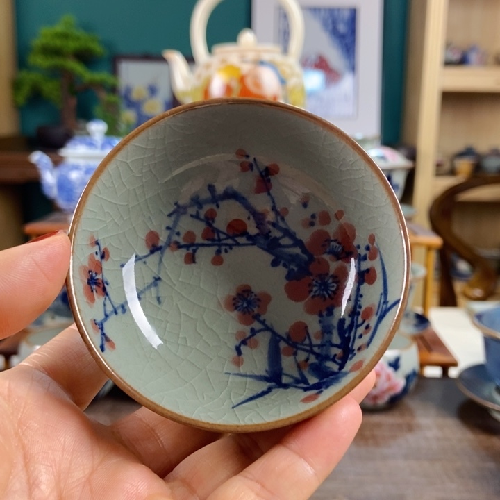 瓷片手工制作工艺精湛等特点为