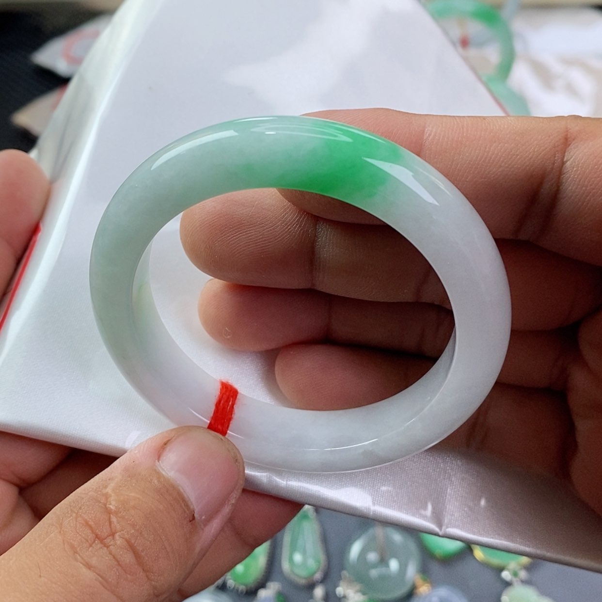 【闪购商品】翡翠手镯未镶嵌
