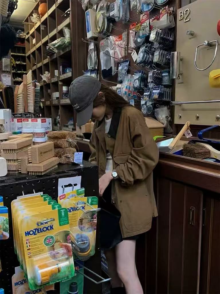 小慧  复古时髦翻领拼接撞色工装风衣外套KD89