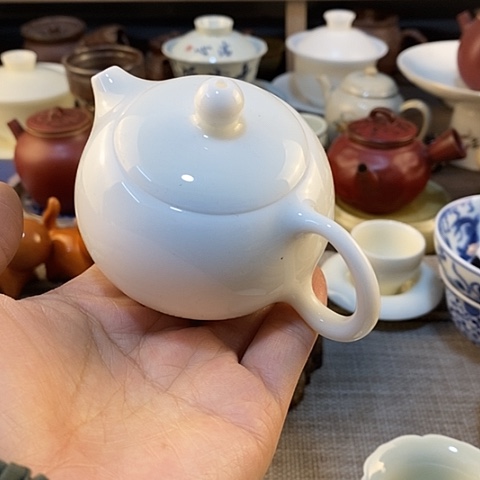 瓷片微瑕手工壶容量100