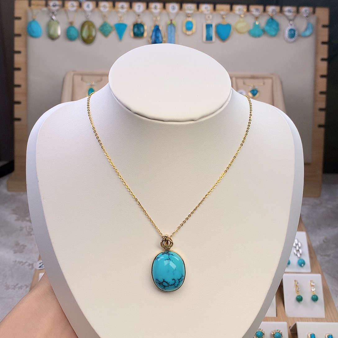 18K金镶嵌绿松石颈饰