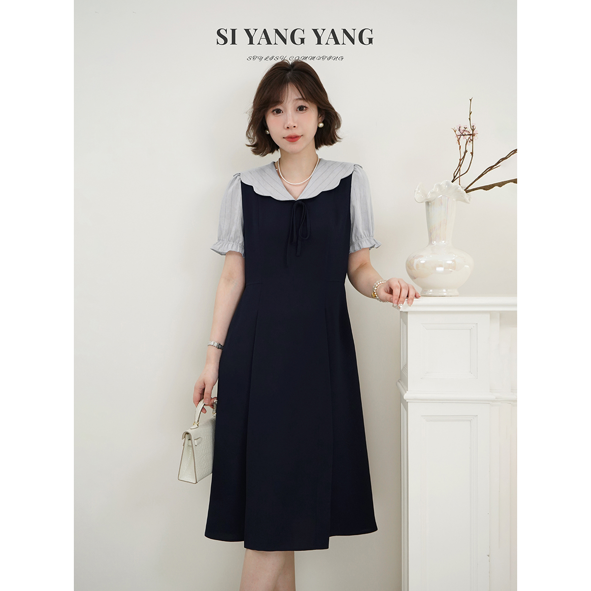 SIYANG亲肤透气大翻领撞色新款气质减龄经典连衣裙LYQ503A062SYY