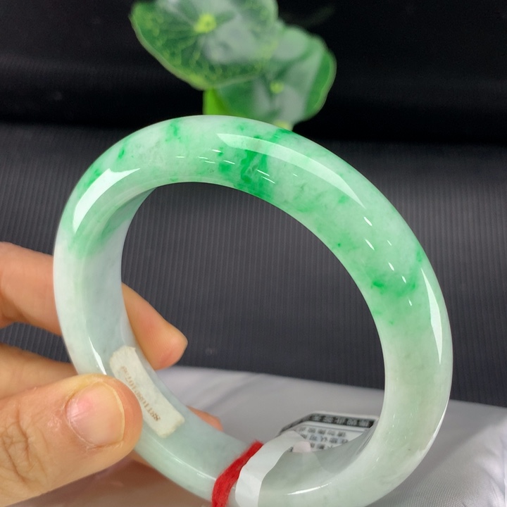 翡翠手镯未镶嵌正圈58