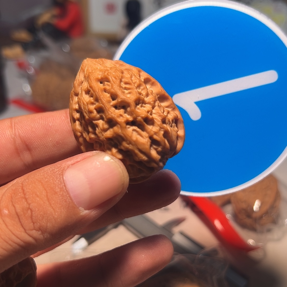 M***k文玩核桃，蓝色001号