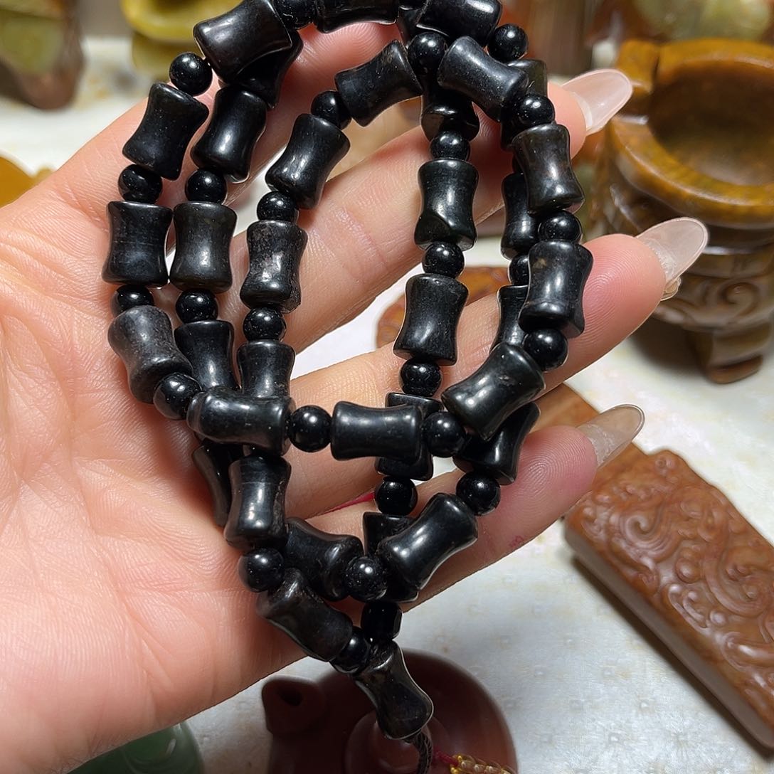 白玉菩提吊坠白玉菩提吊坠