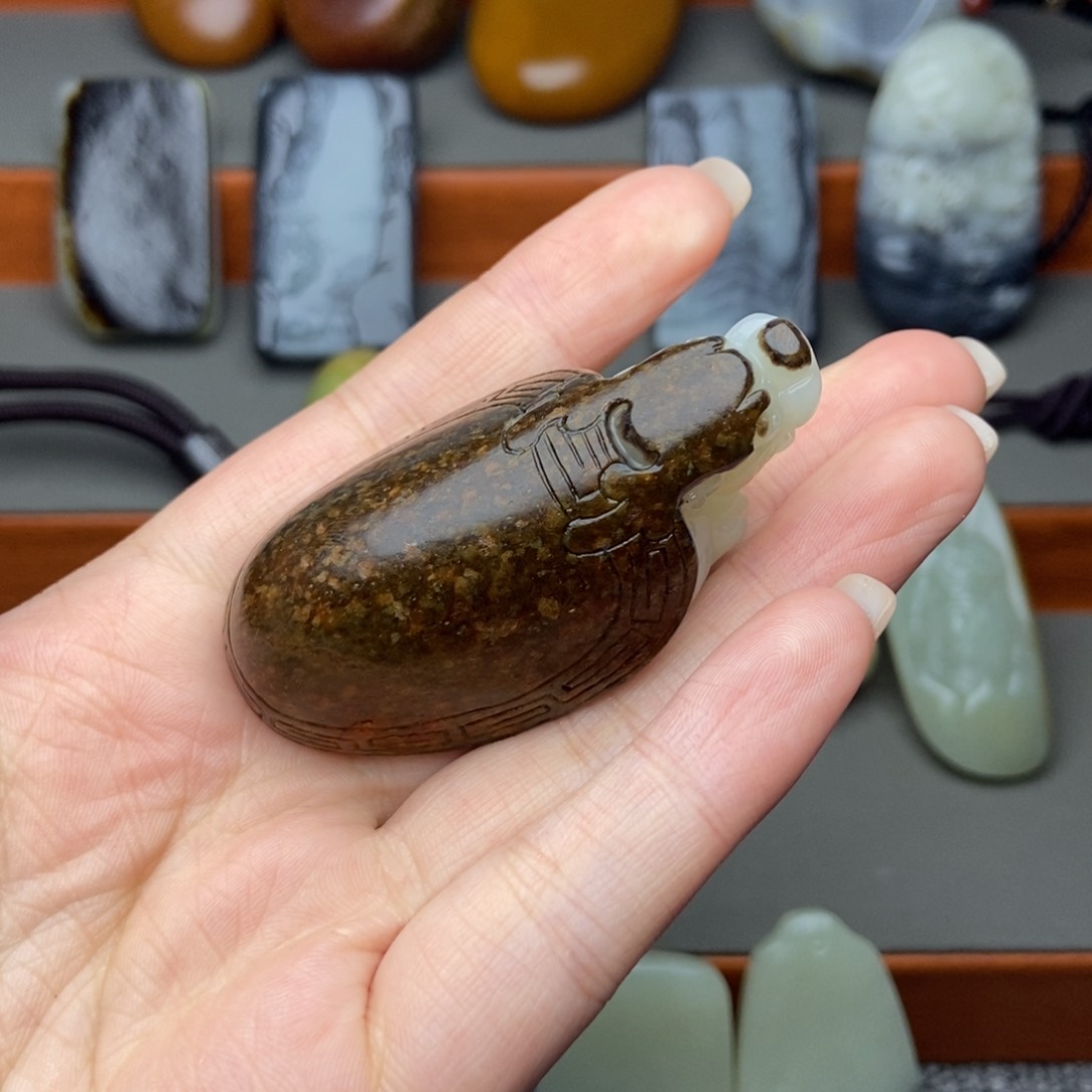 和田玉颈饰未镶嵌凯**归