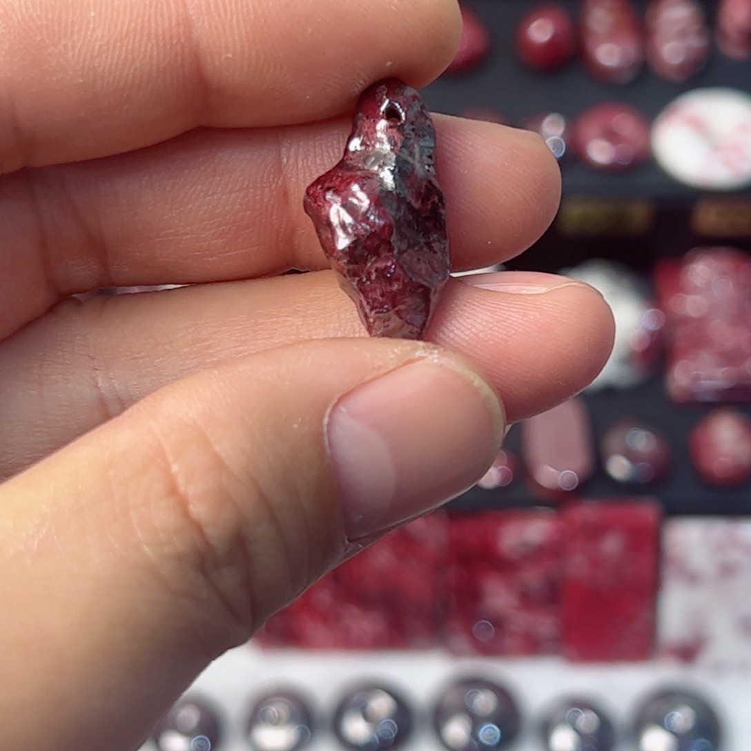 天然辰砂天然朱砂吊坠17