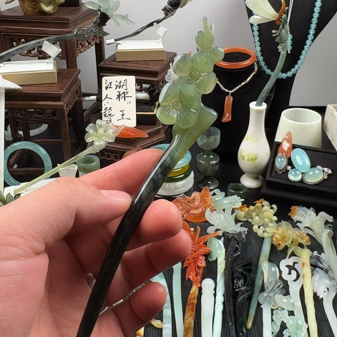 蛇纹石玉未镶嵌发饰