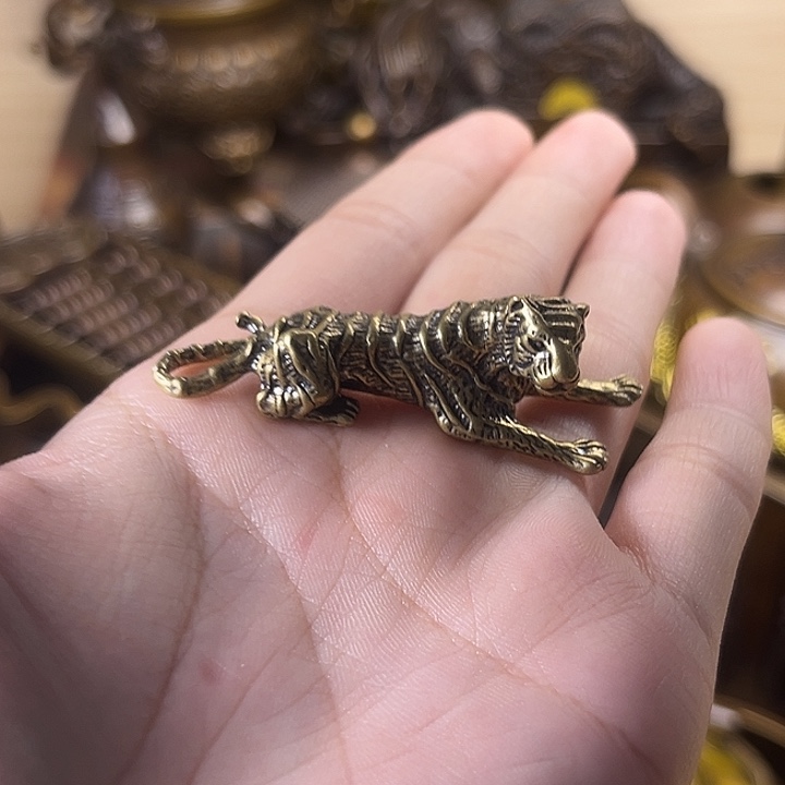 精美铜器，点击下单