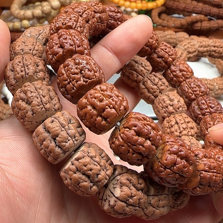 金刚菩提吊坠大魔王碧根果17左右