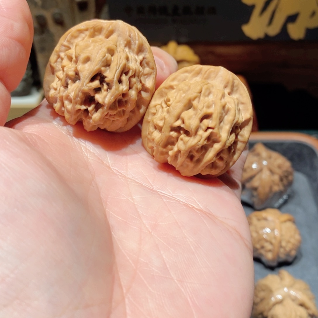 文玩核桃吊坠天地