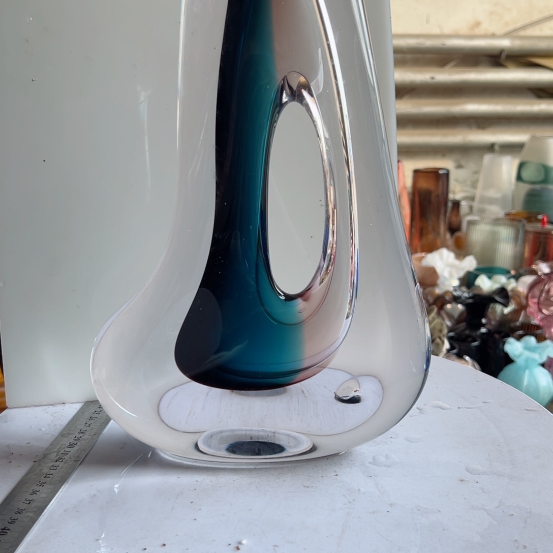 蓝棕琉璃花器摆件微瑕