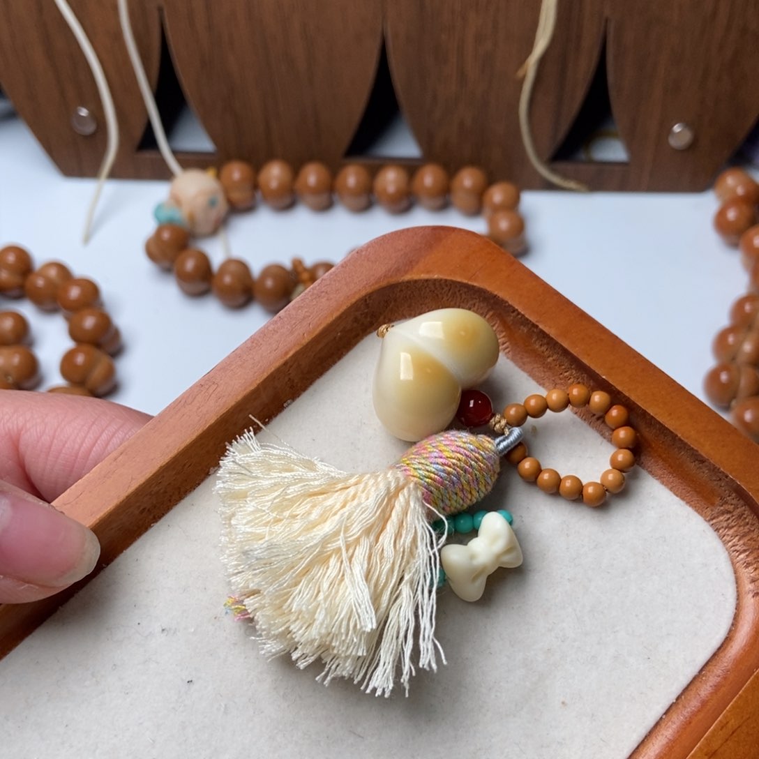 手串猴头核桃屁桃