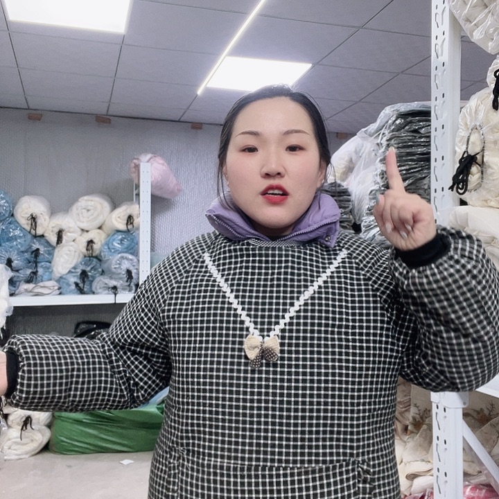 毛绒啦咯啦咯啦咯啦咯啦