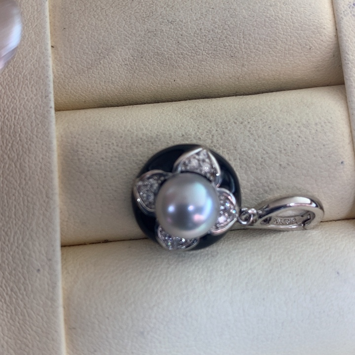 颈饰银S925镶嵌海水珍珠