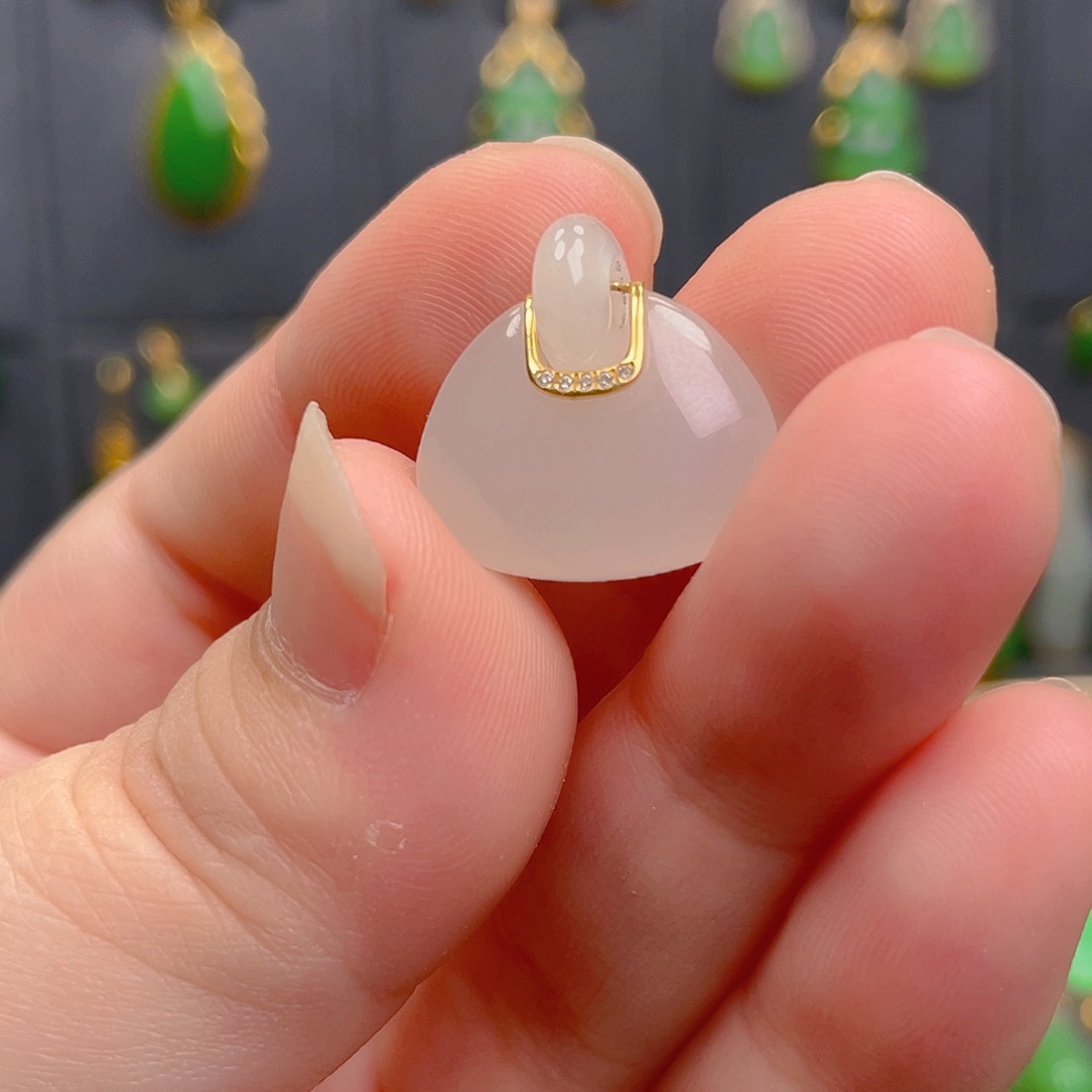 和田玉18K金镶嵌吊坠(不含链)498