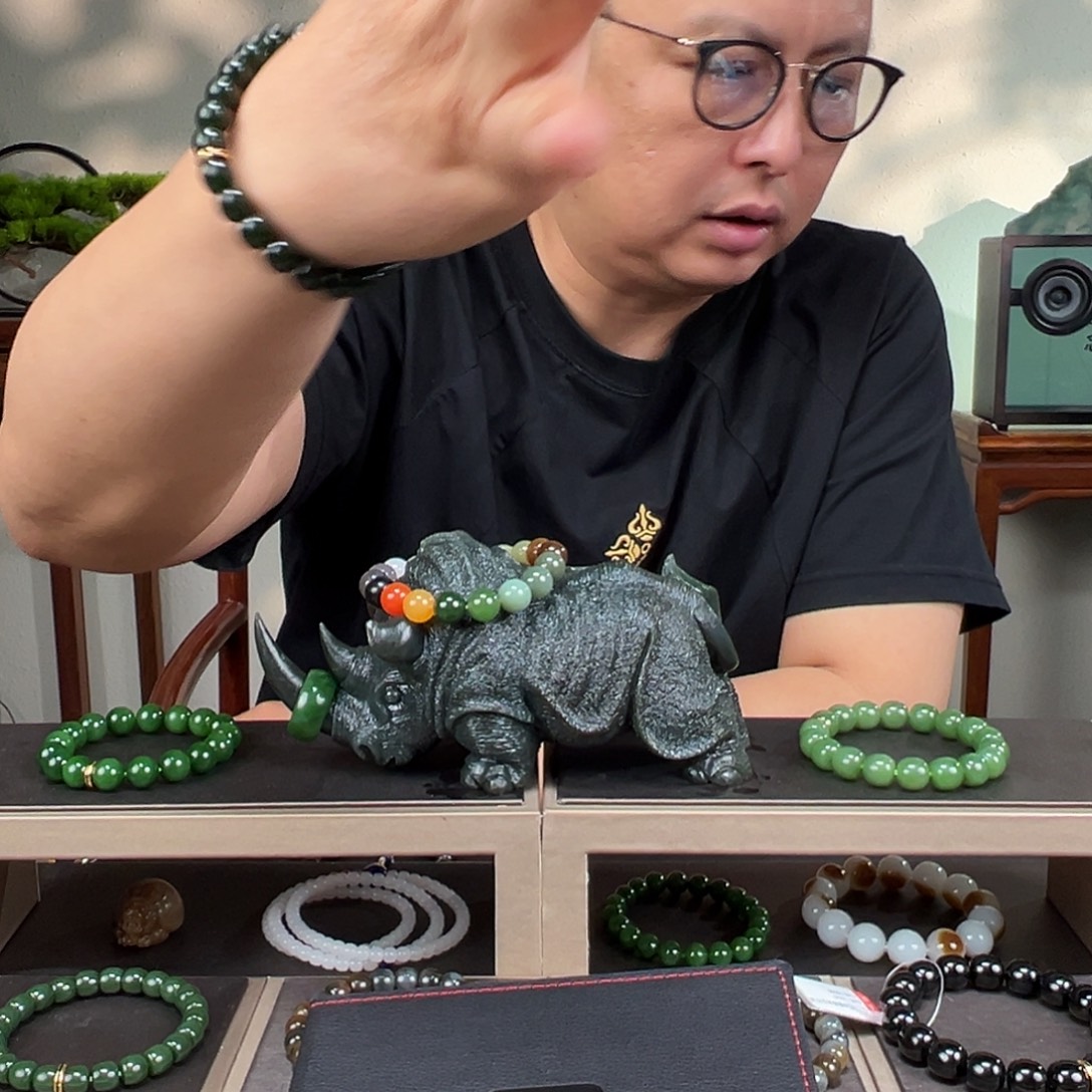 和田玉（子料）未镶嵌手链卡9mm白碧玉籽料（NGTC N1）