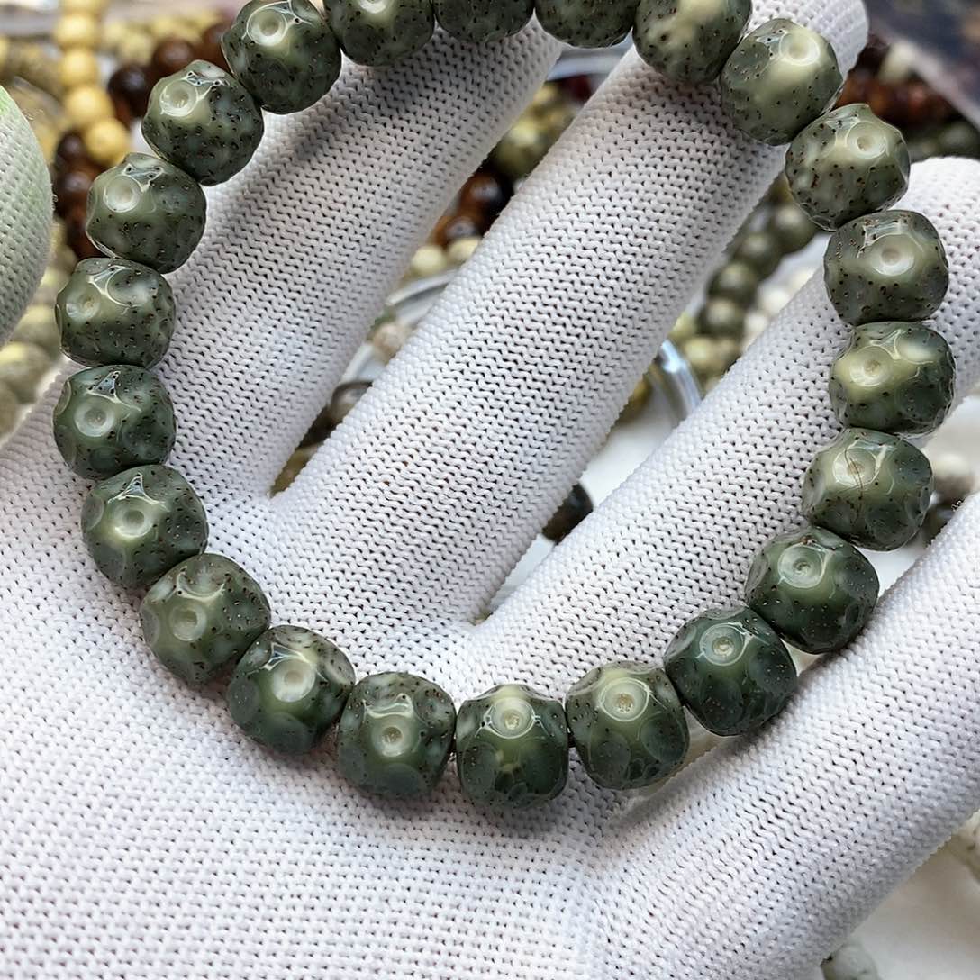 星月菩提手串高***大星月菩提